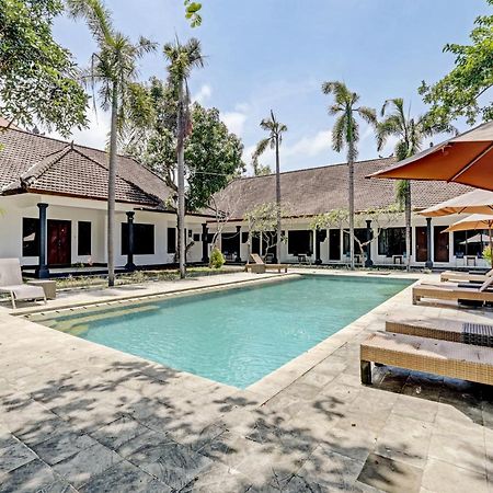 Oyo 90638 Pondok Idas Hotel Legian Exterior foto